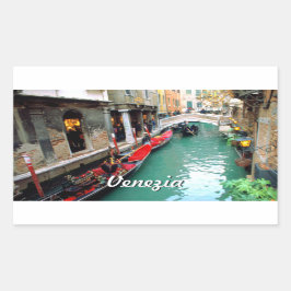 Gondeln auf einem kleinen Kanal in Venedig Rechteckiger Aufkleber