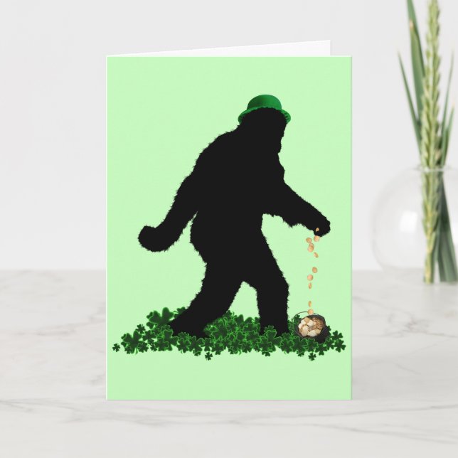 Gone Squatchin' am St. Patrick's Day Karte (Vorderseite)