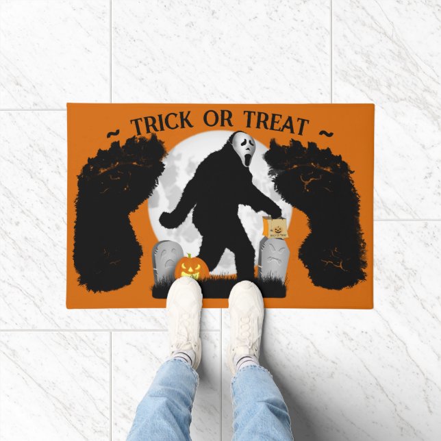 Gone Squatchin' Halloween Fußmatte (Indoor)