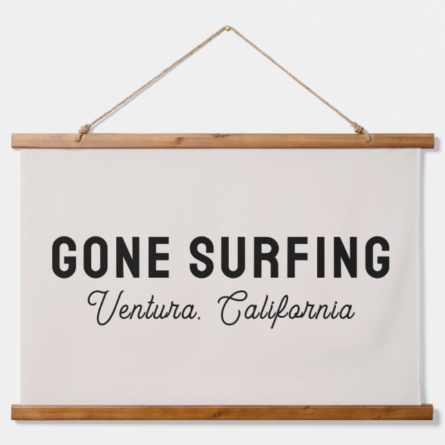 Gone Surfing Benutzerdefinierte Strandhaus-Dekorat Wandteppich Mit Holzrahmen (Vorne)