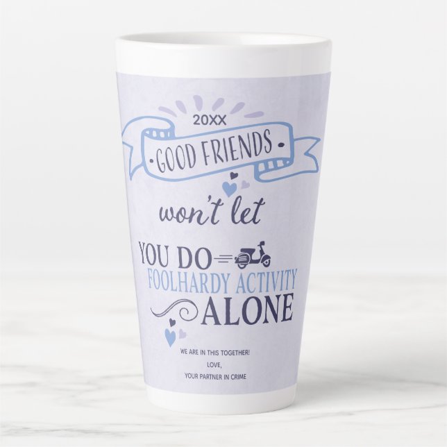 Good Friends Lila Typografy Zitat Milchtasse (Vorderseite)