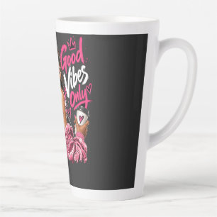 Good Vibes Frau – Positive Energie Boho T-Shirt Milchtasse