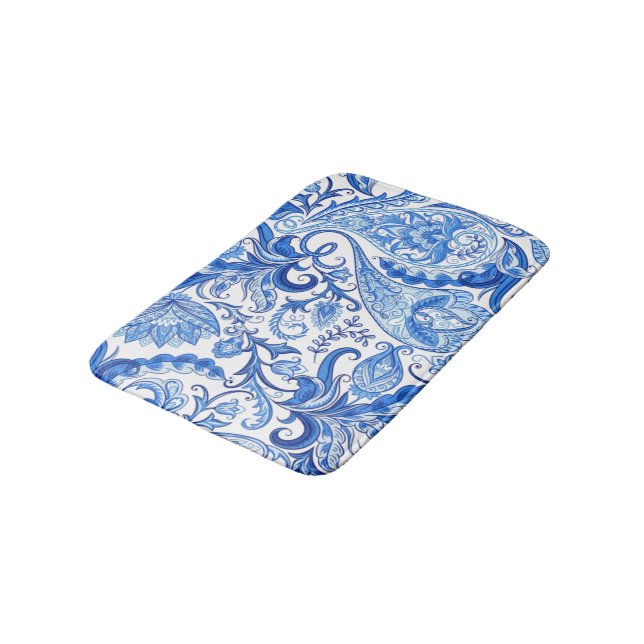 Gorgeous Blue White Floral Paisley Muster Badematte (Schrägansicht)