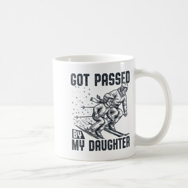 Got Ped By My Daughter Funny Skiing Ski Dad Winter Kaffeetasse (Rechts)