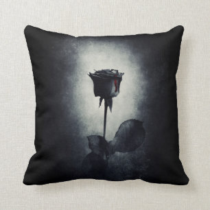 Goth Black Rose Dripping Blop auf Black Grunge Kissen