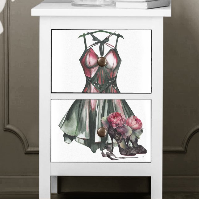 Goth Fashion | Rosa und grünes Kleid mit Stilettos Seidenpapier (Von Creator hochgeladen)