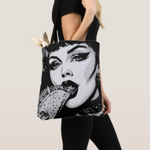 Goth-Girl im Grafikstil der 50er Jahre isst einen 
