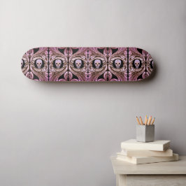 Goth Pink Ornament mit Skull Skateboard