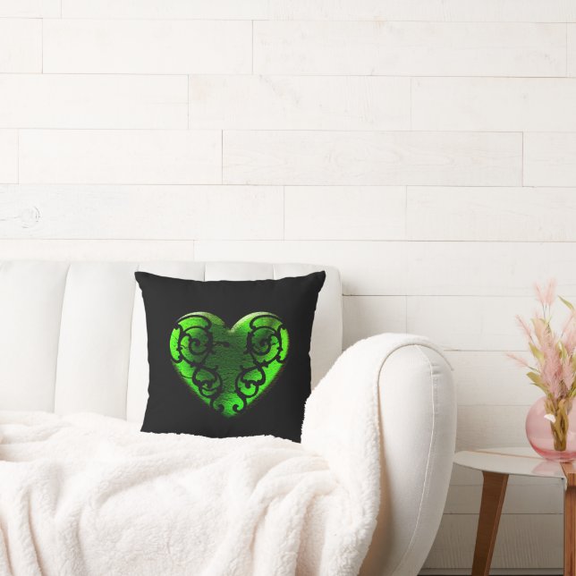 Goth St. Patrick's Day Green Heart Pillow Kissen (Liege)