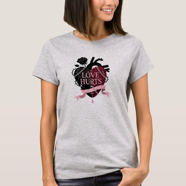 Gothic Anatomical Love Hurts Heart T-Shirt (Vorderseite)