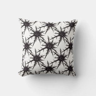 Gothic Black and White Thistle Pattern Halloween Kissen