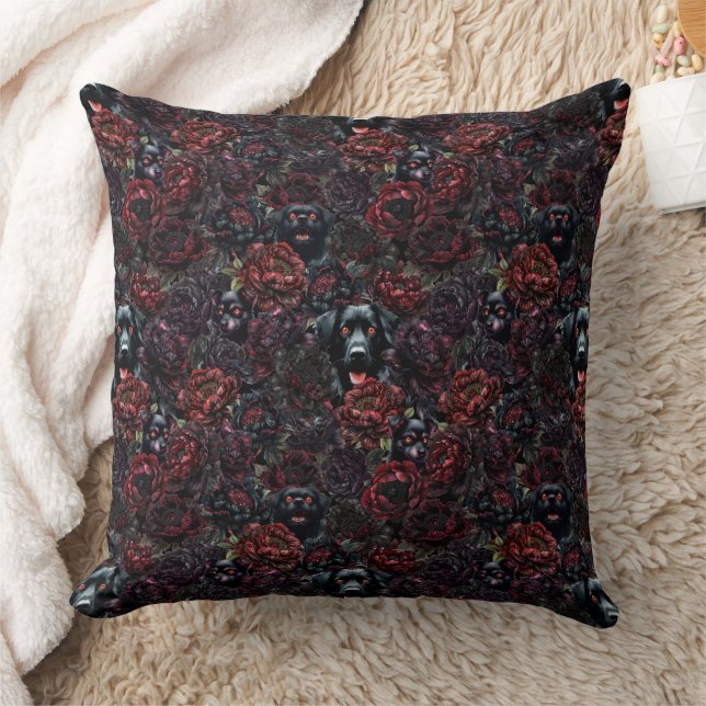 Gothic Black Dog & Dark Flowers Pattern Kissen (Decke)