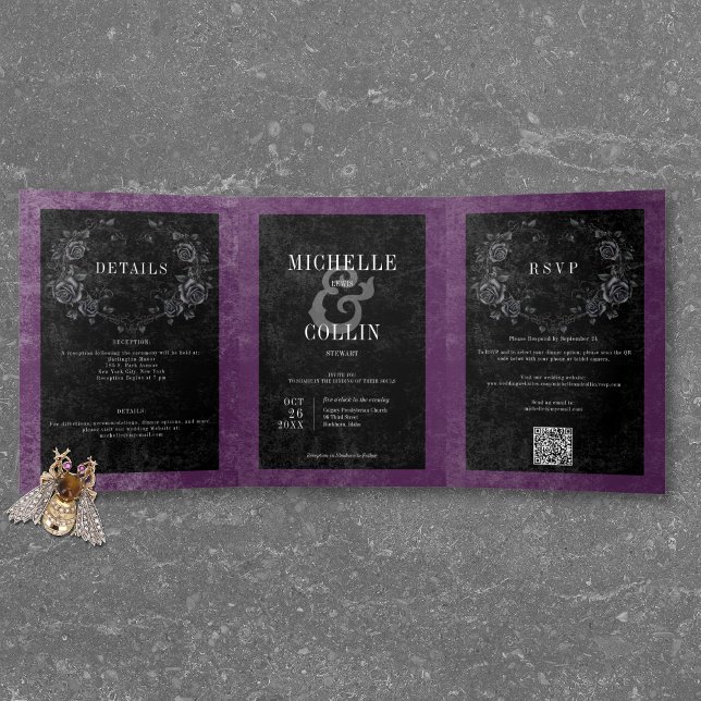 Gothic Black Raven & Black Rose Lila Hochzeit Dreifach Gefaltete Einladung (Gothic Black Raven & Black Roses Purple Wedding Tri-Fold Invitation)