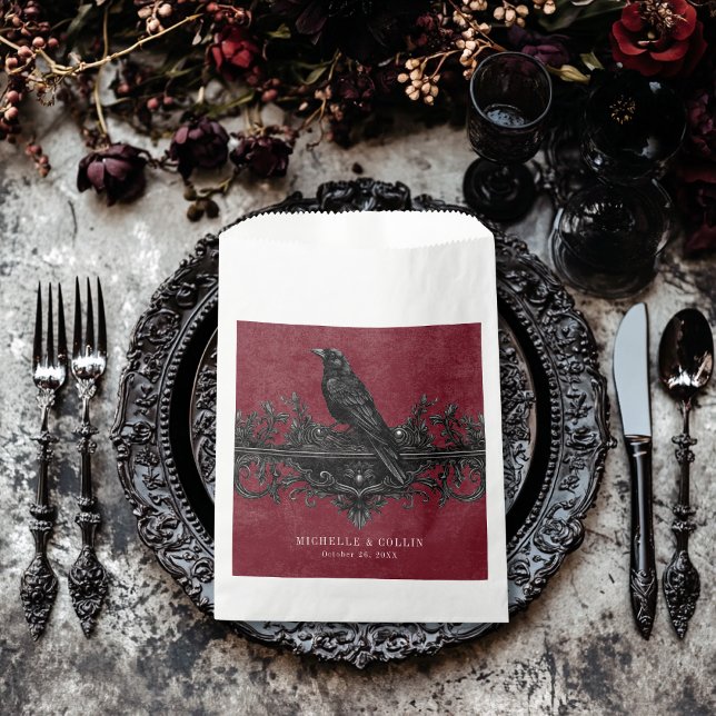 Gothic Black Raven & Black Rose Weinhochzeit Geschenktütchen (Gothic Black Raven & Black Roses Wine Wedding Favor Bag)