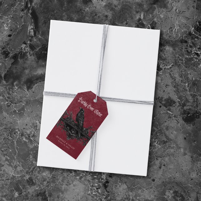 Gothic Black Raven Wine Darkly Ever After Wedding Geschenkanhänger (Von Creator hochgeladen)