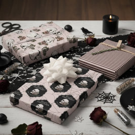 Gothic Blush Pink Skulls and Stripes Halloween Geschenkpapier Set