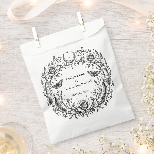 Gothic Botanische Schwarz-Weiße Hochzeit Geschenktütchen (Ausgeschnitten)