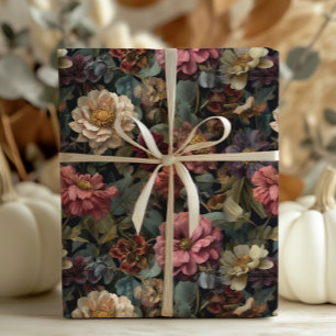 Gothic Dark and Moody Vintag Floral Pattern Geschenkpapier