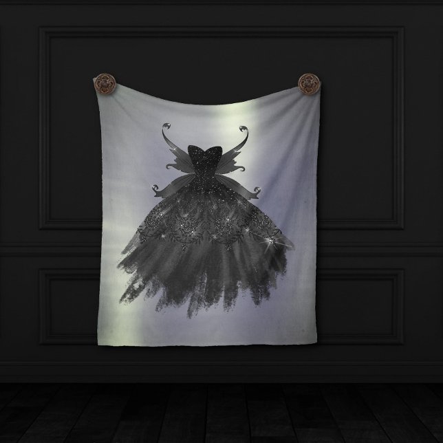 Gothic Fairy Black Gown | Vampy Glam Goth Sheen Fleecedecke (Von Creator hochgeladen)