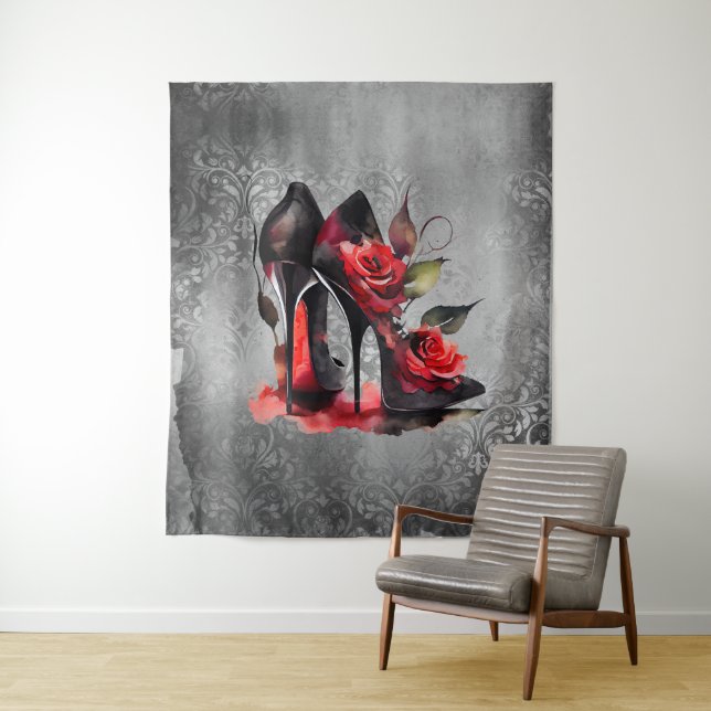 Gothic Fashionista Rote Bottom Stilettos mit Rose Wandteppich (Beispiel)