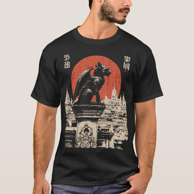 Gothic Gargoyle Red Moon Japanisch Urban Fantasy T-Shirt (Vorderseite)