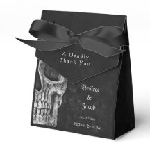 Gothic Half Skull Cool Schwarz-Weiß-Grunge