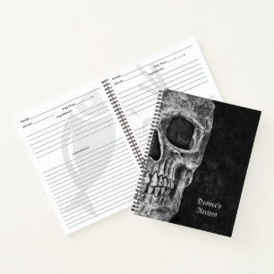 Gothic Half Skull Schwarz-Weiß Coole Rezepte Notizbuch