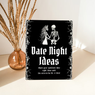 Gothic Halloween Brautparty Date Night Ideen Sockelschild