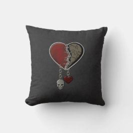 Gothic Heart with Skull Kissen
