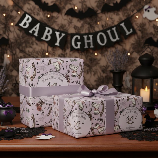 Gothic Lila Viktorianisch Rocking Horse Baby Showe Geschenkpapier (Cute Spooky Gothic Halloween Baby Shower Lilac Wrapping Paper for Baby Girl. Vintage Rocking Horse)