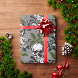 Gothic Mistletoe, Rose und Schädel Weihnachten  Geschenkpapier