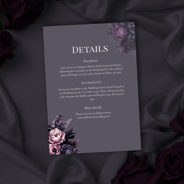Gothic Plum Floral Wedding Details Card Einladung (Gothic Plum Floral Wedding Invitation on a gothic wedding table with dark roses)