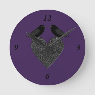 Gothic Ravens and Black Heart Runde Wanduhr