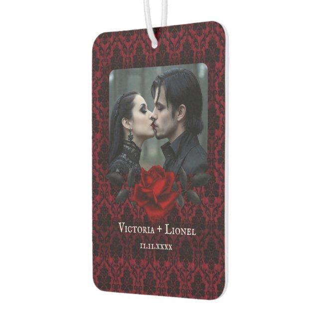 Gothic Red Damast Rosen Personalized Autolufterfrischer (Links)