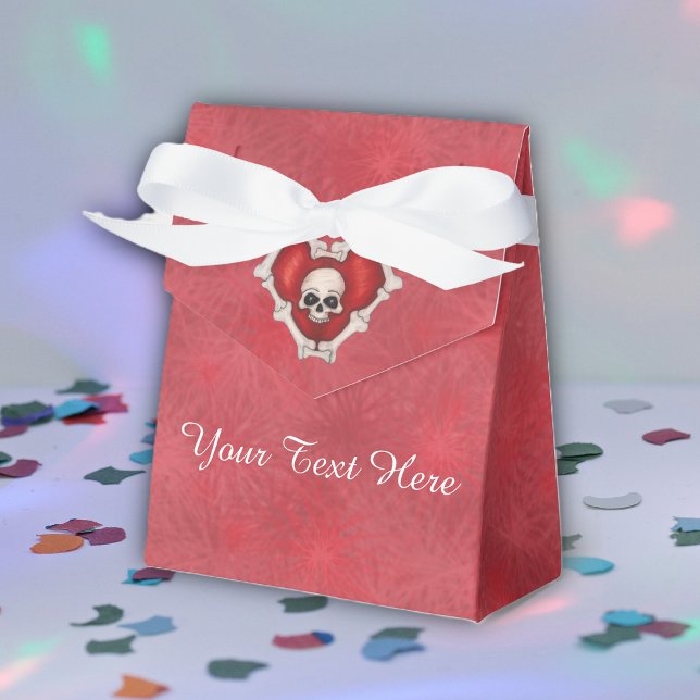 Gothic Red Heart of Bones White Skull Red Shades Geschenkschachtel (Favor box with ribbon in red starburst pattern with Gothic red heart of bones and skull .)
