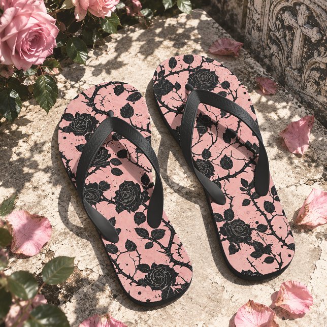 Gothic-Rosa- und Schwarz-Friedhof-Rose Flip Flops (Von Creator hochgeladen)