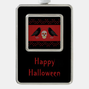 Gothic Skull and Guardian Ravens Halloween Custom Rahmen-Ornament Silber