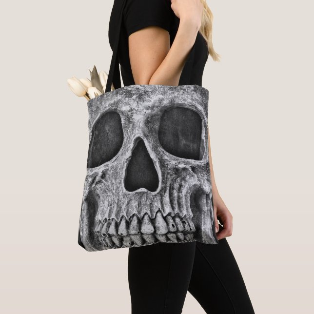 Gothic Skull Black and White Grunge Cool (Von Nahem)