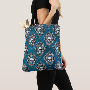 Gothic Skull Pattern auf blau