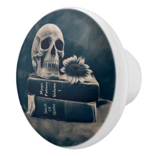 Gothic Skull Vintage alte Bücher Cyanotyp Macabre Keramikknauf