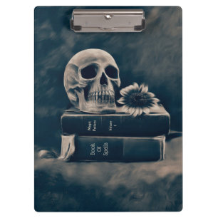 Gothic Skull Vintage alte Bücher Cyanotyp Macabre Klemmbrett