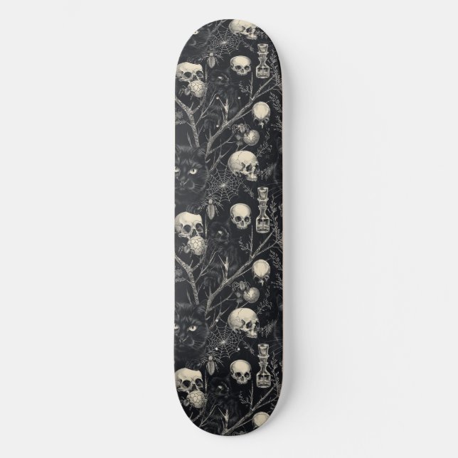Gothic Skulls Black Cats and Spiders Skateboard (Vorderseite)