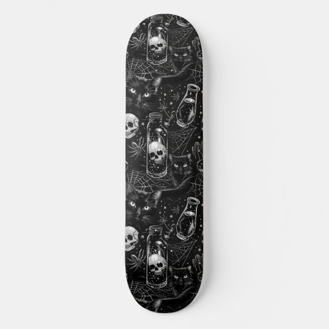 Gothic Skulls Black Cats and Spiders Skateboard (Vorderseite)