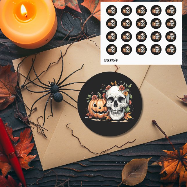 Gothic Spooky Skull and Pumpkin Runder Aufkleber (Von Creator hochgeladen)