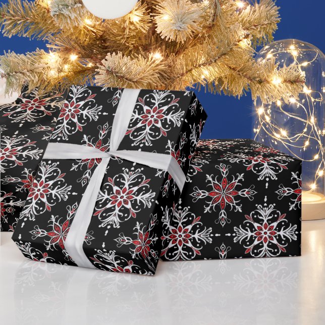 Gothic Spooky Weihnachtsschneeflocken Geschenkpapier (Feiertage)