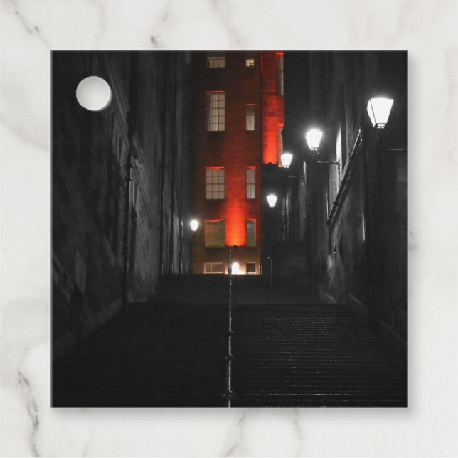 Gothic Staircase Geschenkanhänger (Vorderseite)