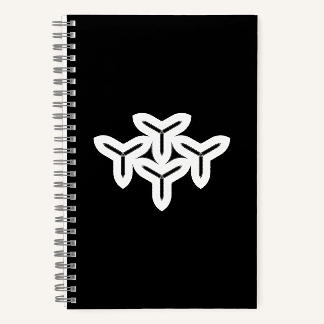 Gothic Tri-Blade Notizbuch (Vorderseite)