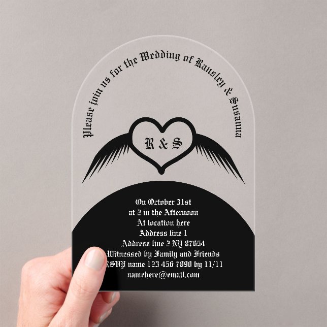 Gothic Wedding Flügelherz Mit Monogramm Acryleinladungen (Insitu (Handheld))