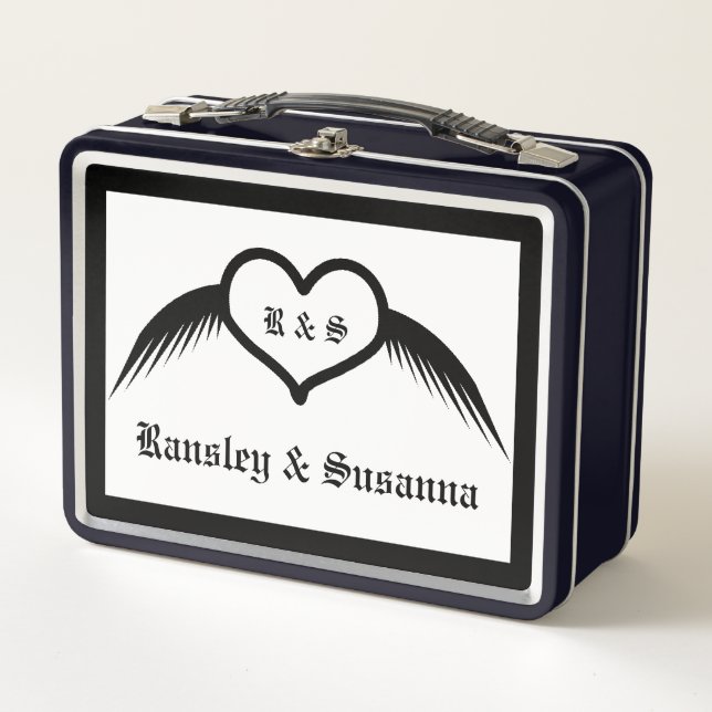 Gothic Wedding Flügelherz Mit Monogramm Metall Brotdose (Vorderseite)