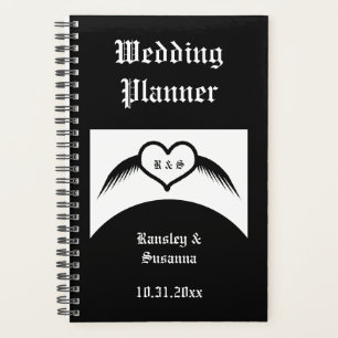 Gothic Wedding Flügelherz Mit Monogramm Planer